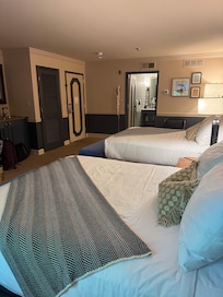 Room with two queen beds