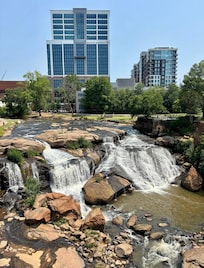 The Reedy River park is wonderful