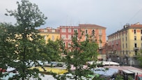 Market in front of the hotel in Saturday morning
