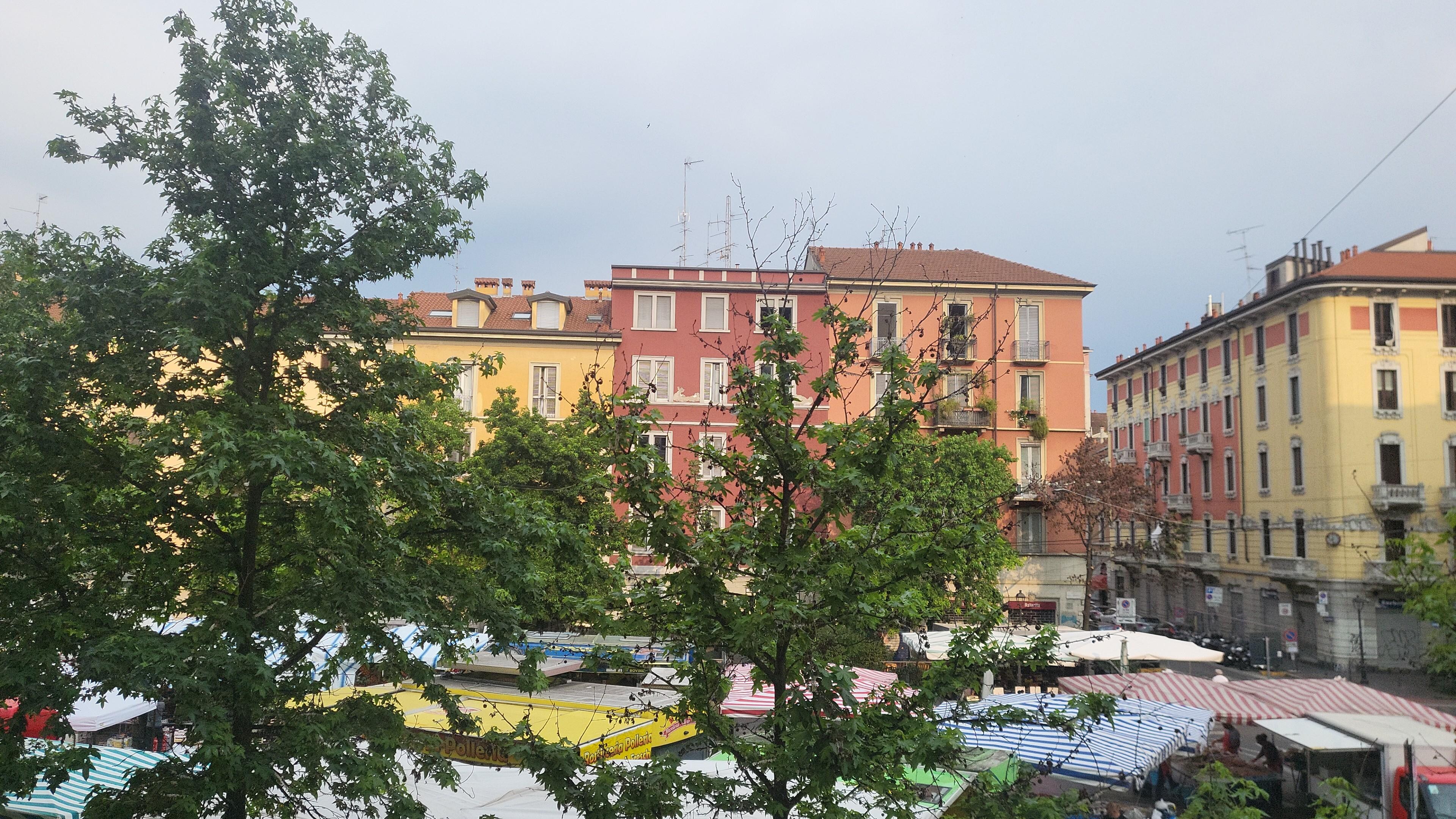 Market in front of the hotel in Saturday morning