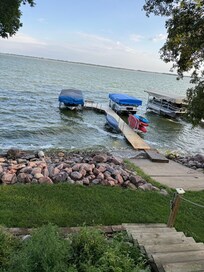 No access to dock as advertised or shown in ad.