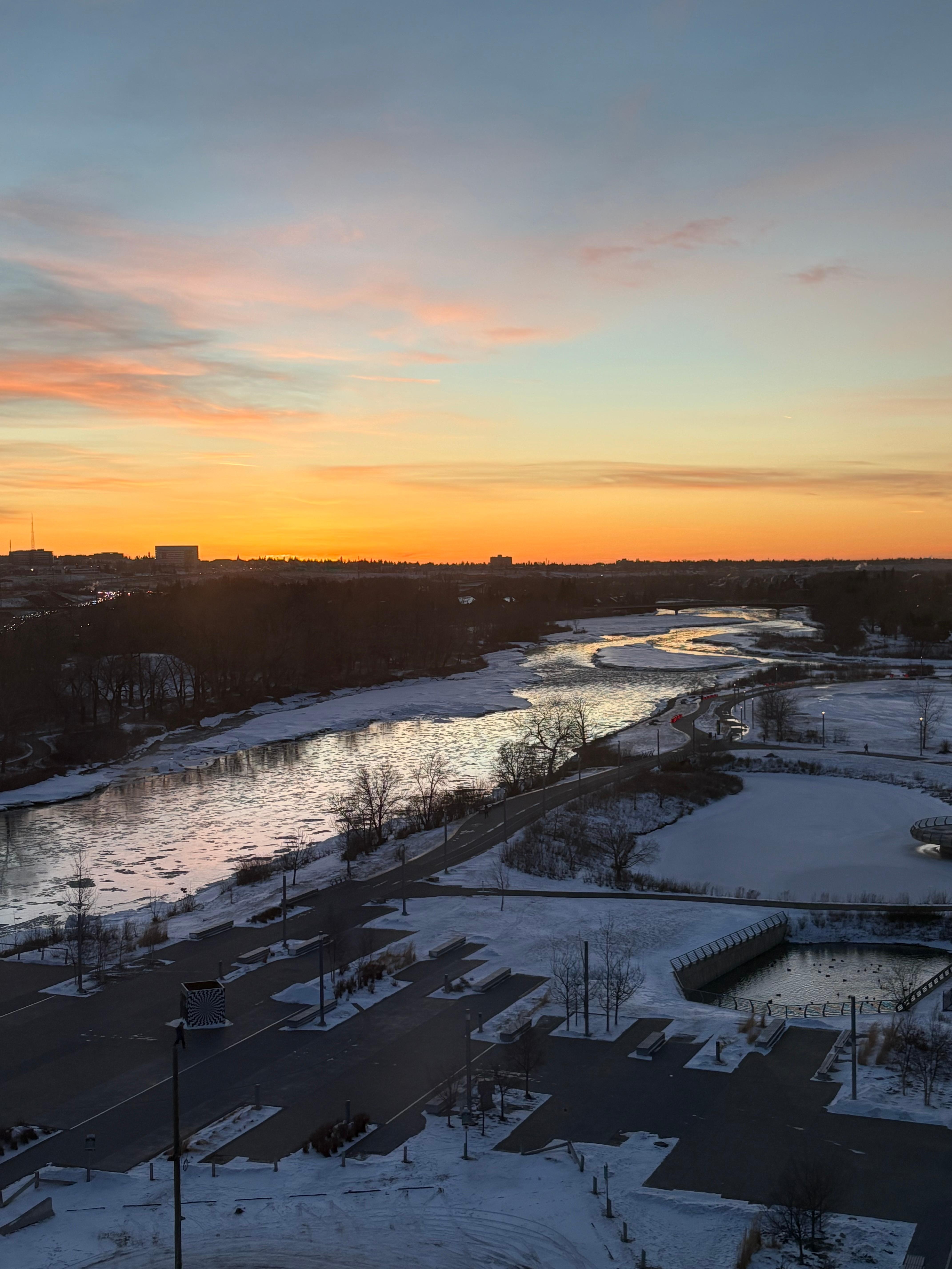 Vista del Bow River desde la habitación 