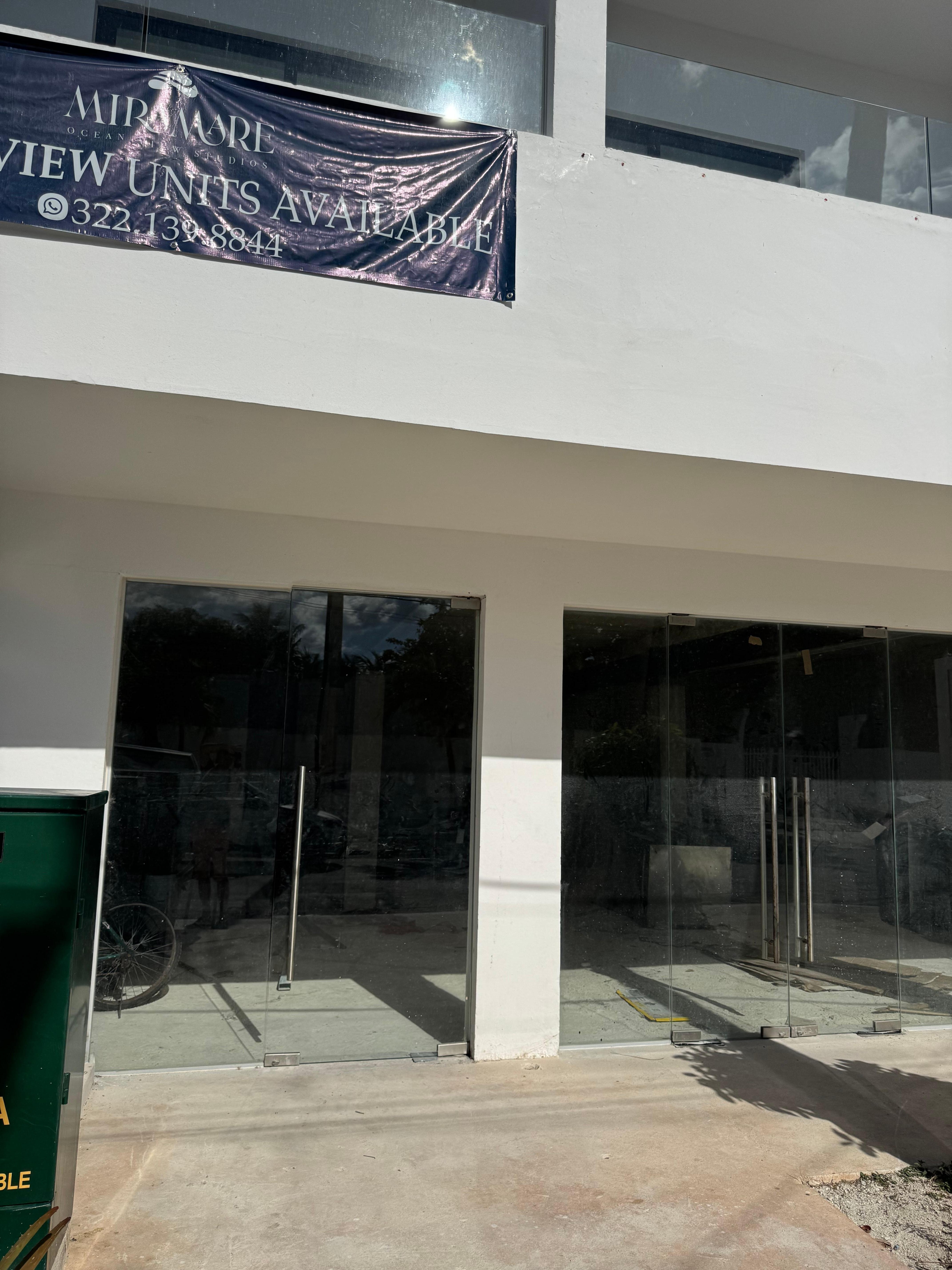 Aufenthaltsräume nicht fertig. Dachterasse ist derzeit Baustelle 