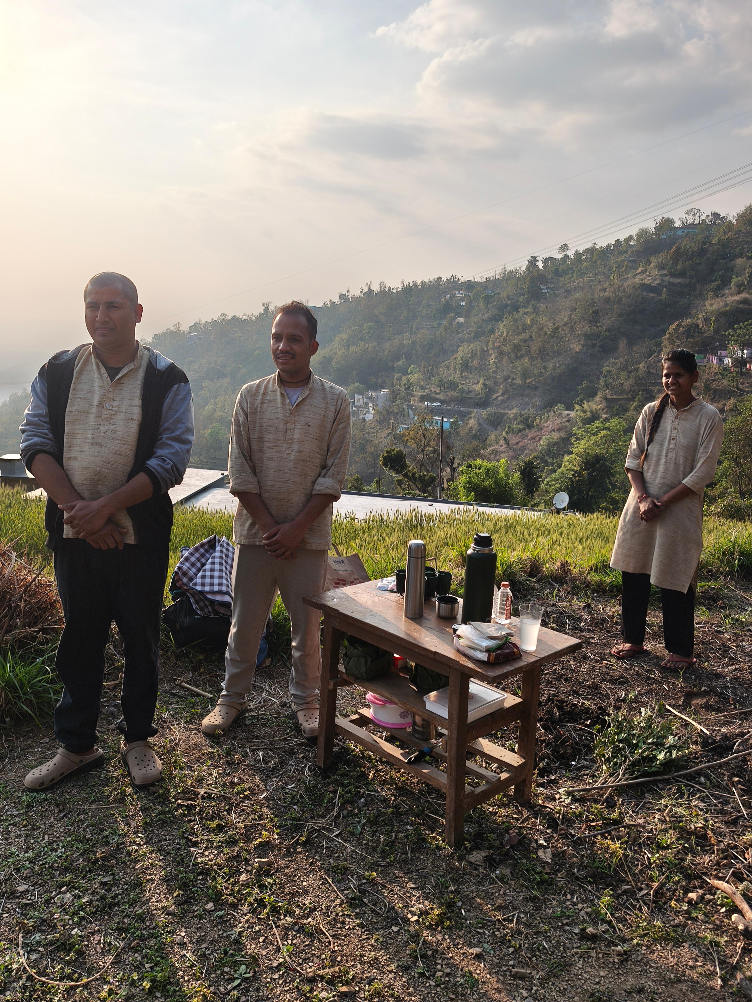 Evening picnic with our guests and local family. 