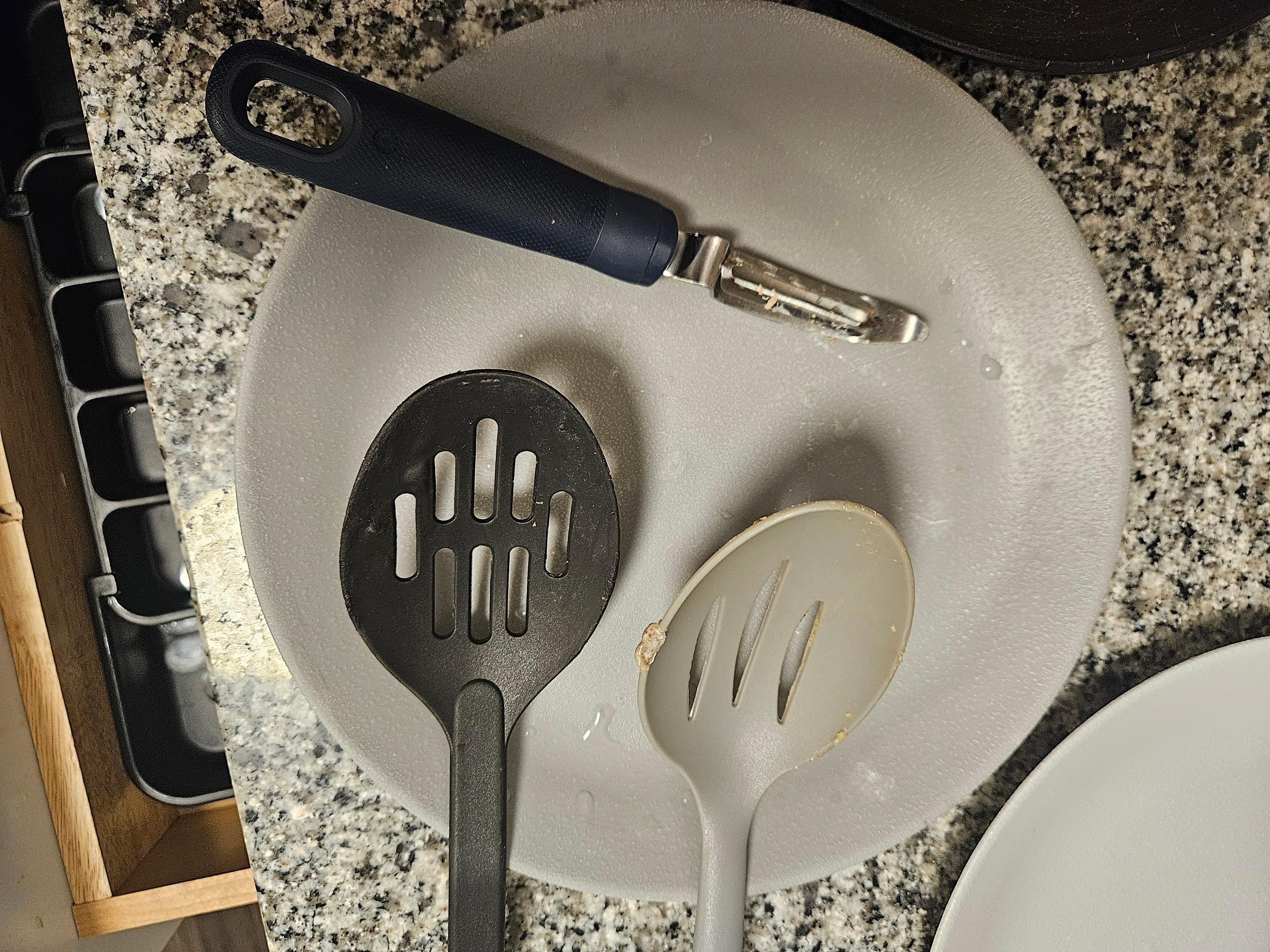 Dirty dishes