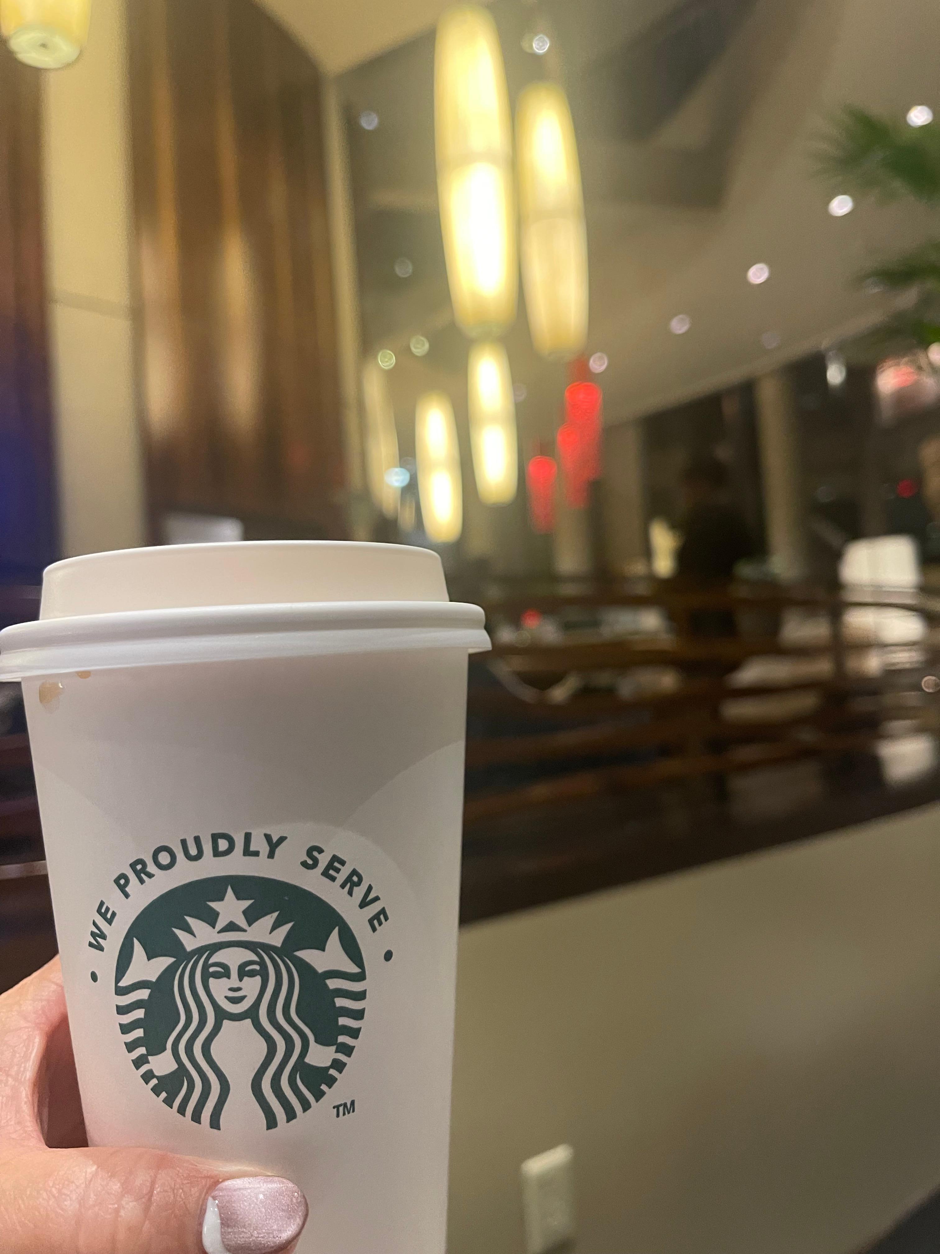 一階のスタバ