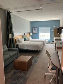 Studio queen beds with a sofa sleeper for 6 people