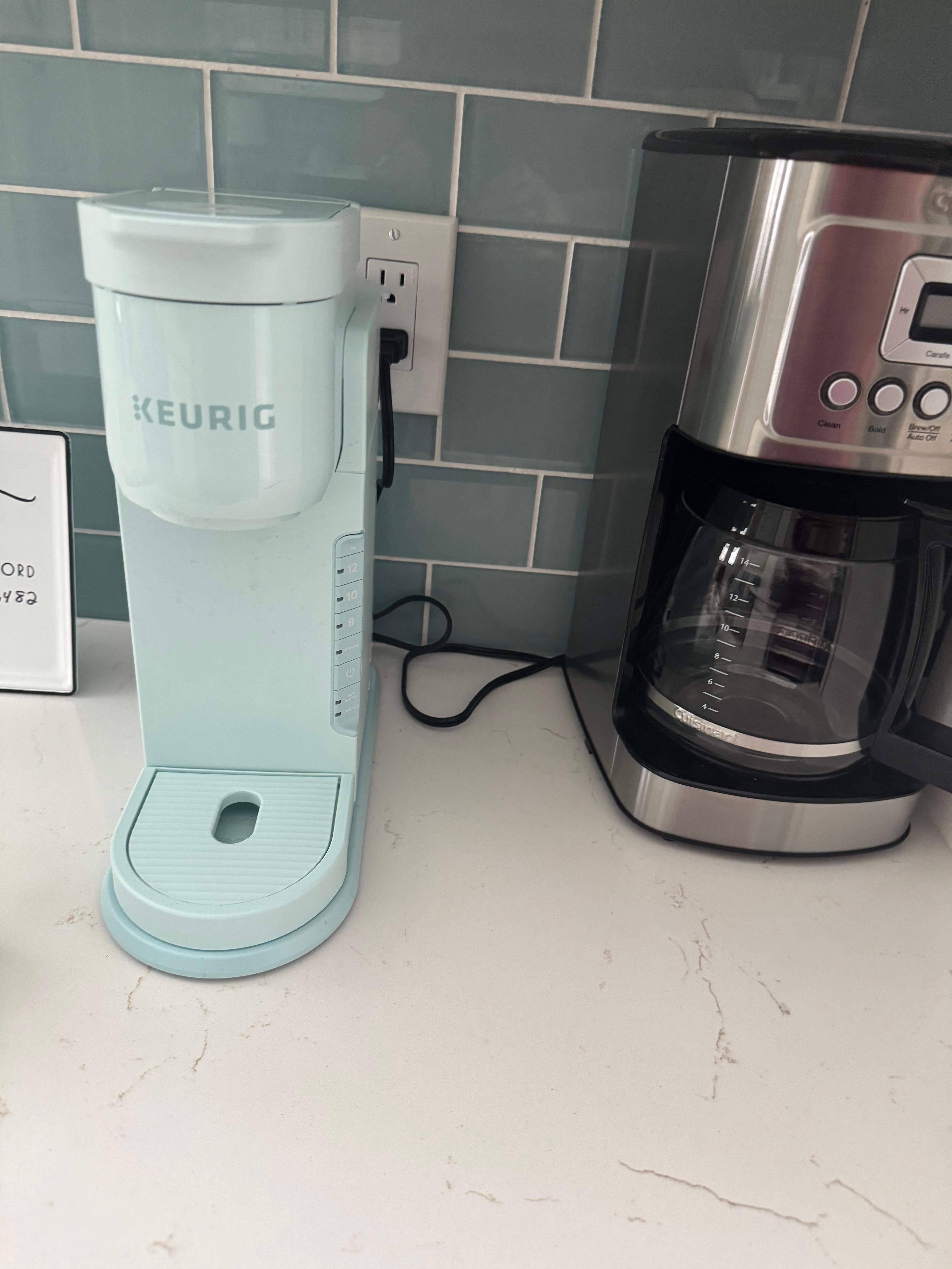 Full kitchen stove fridge dishwasher fridge cookware 