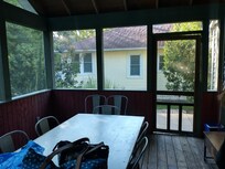 Screen porch