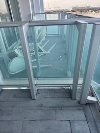 Room next door balcony. Thrand