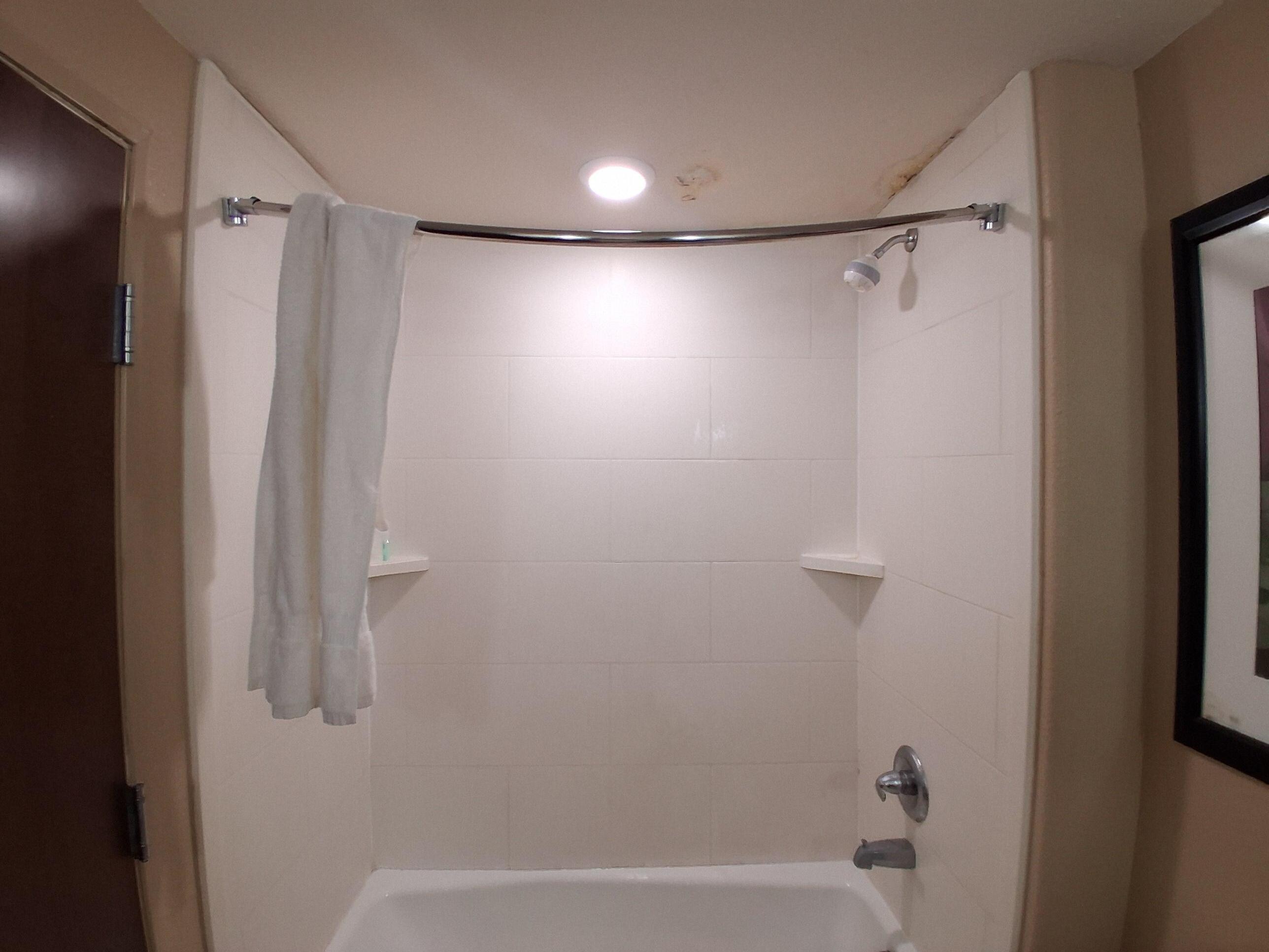 No shower curtain 
Soap was filled with water 
Dusty air vent 