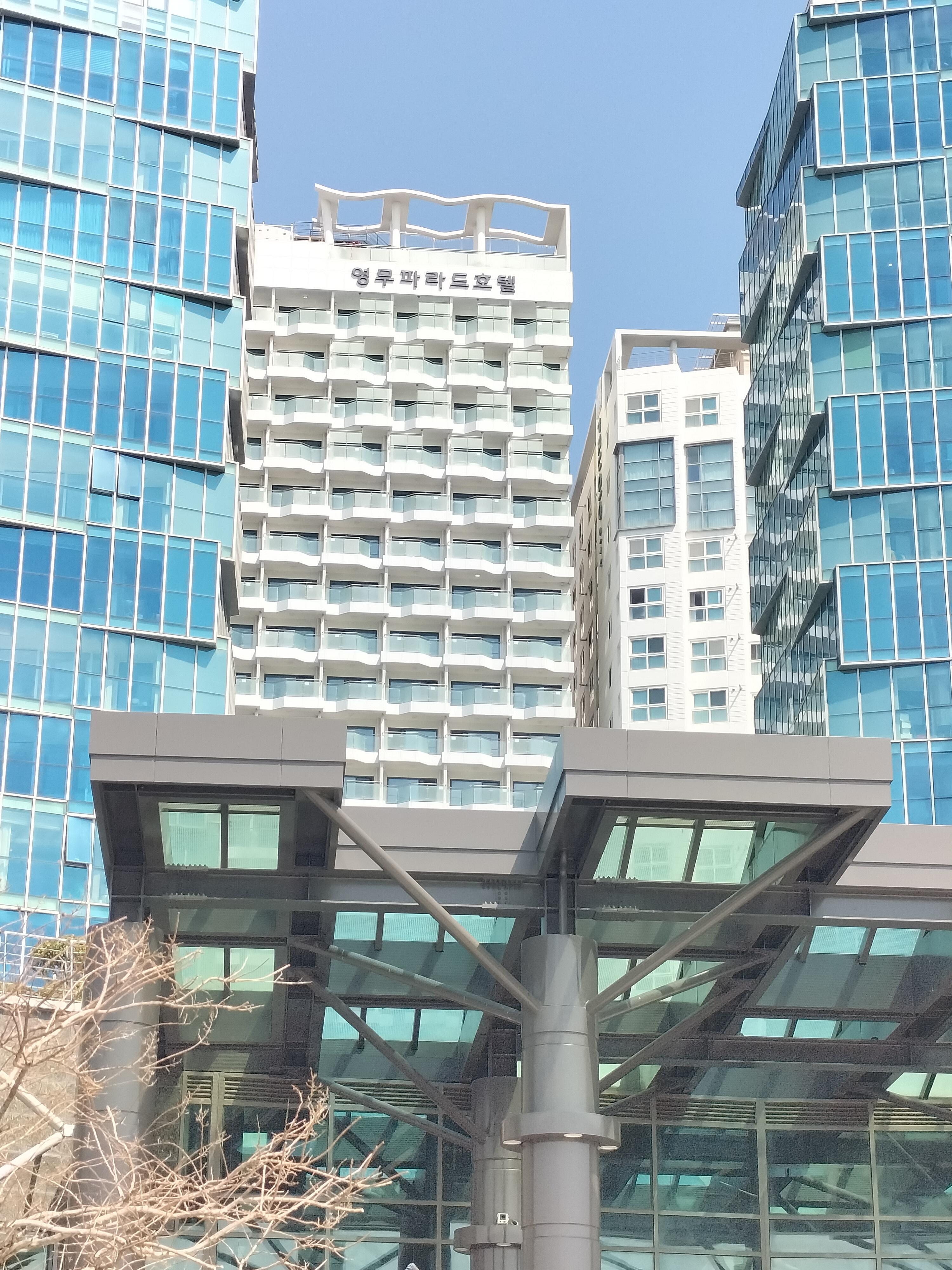 The hotel view from the front beach