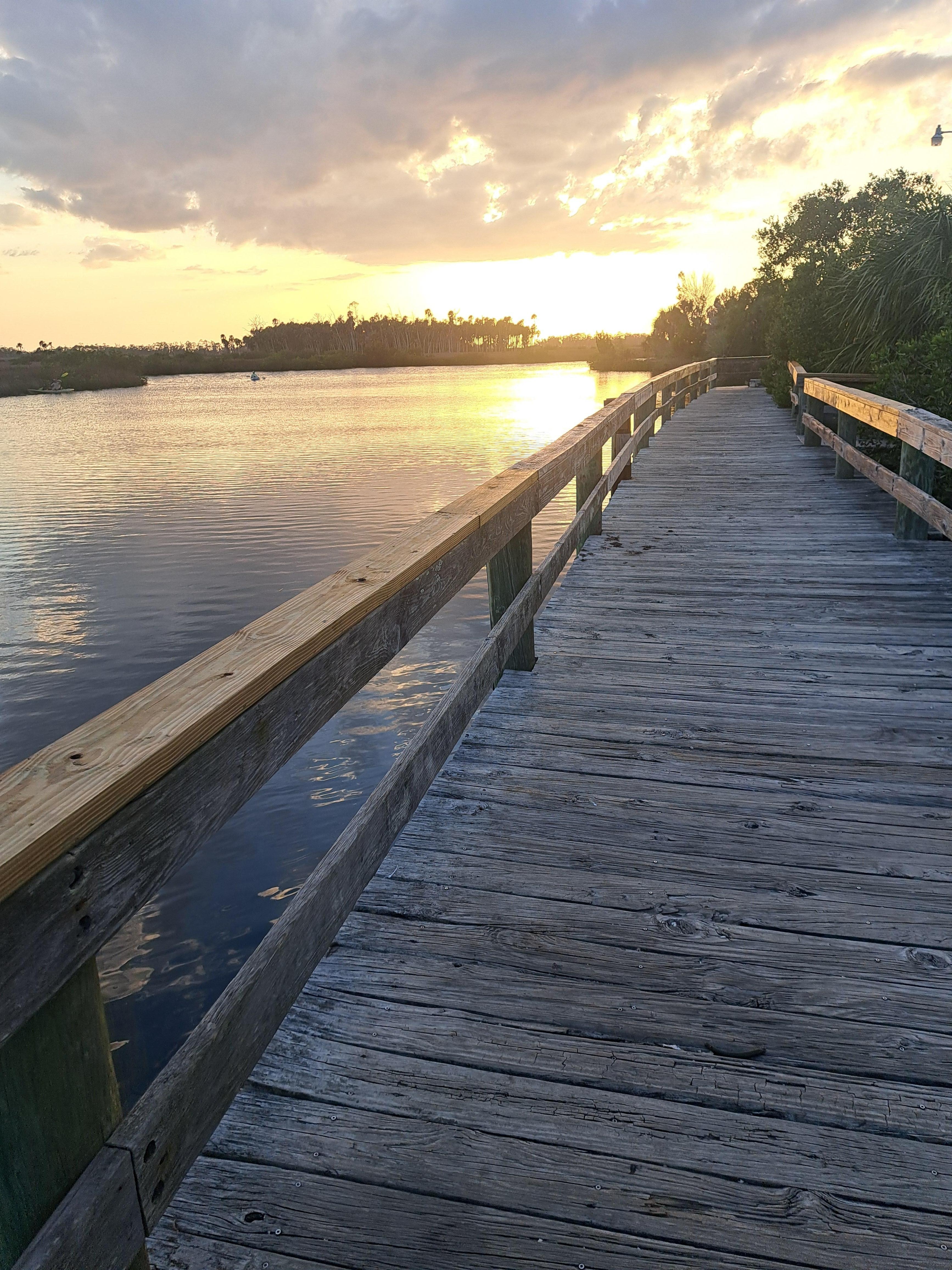 boardwalk within 5 min drive