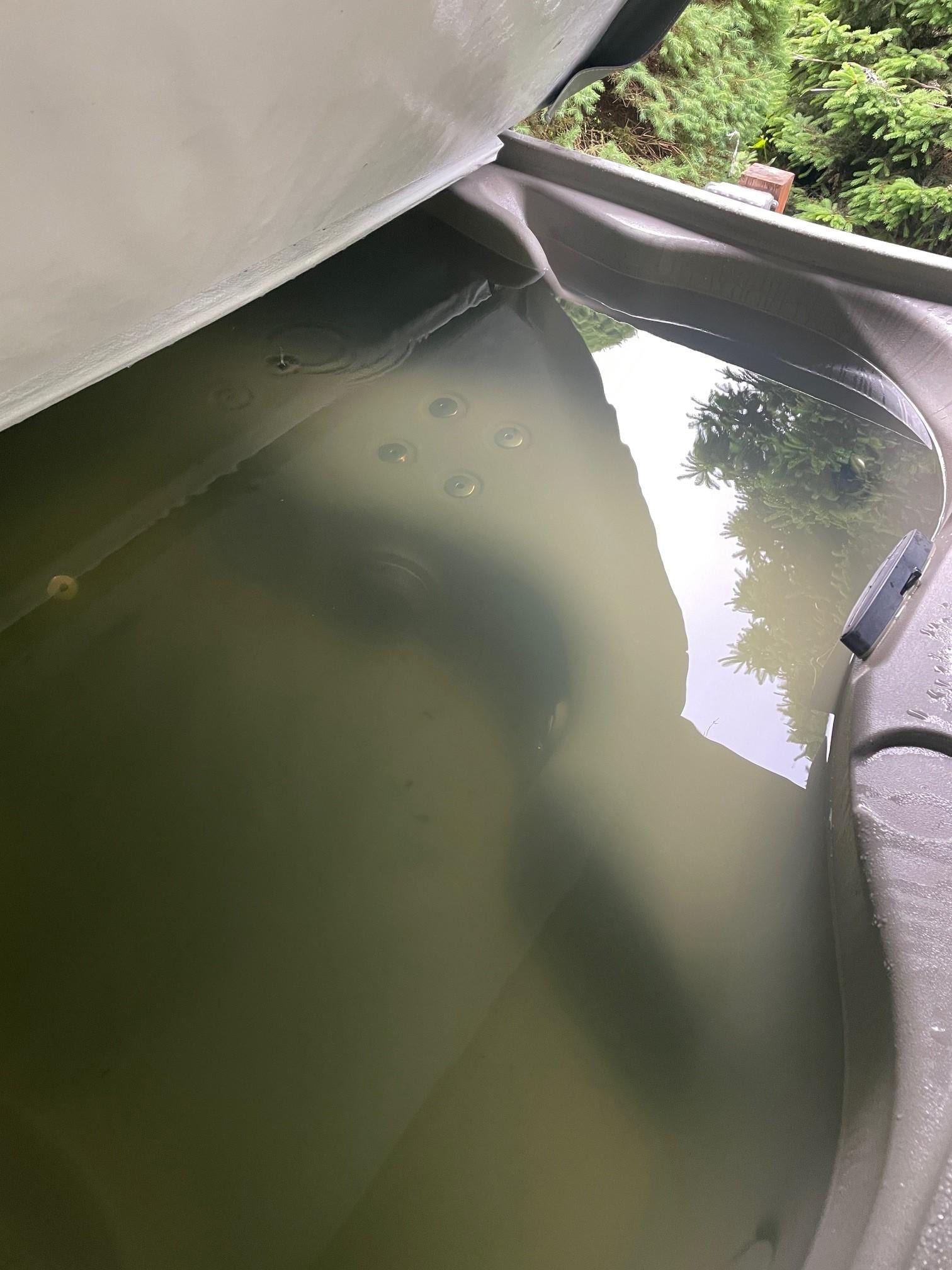 Hot Tub water was green and smelly.