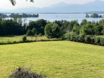 Blick auf Frauenchiemsee vom Balkon