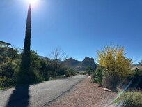 View to the right in front of the house