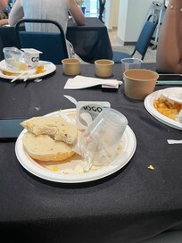 Ustensiles couverts verres en plastique/carton dans un hôtel 3 étoiles ??? Écologie 0