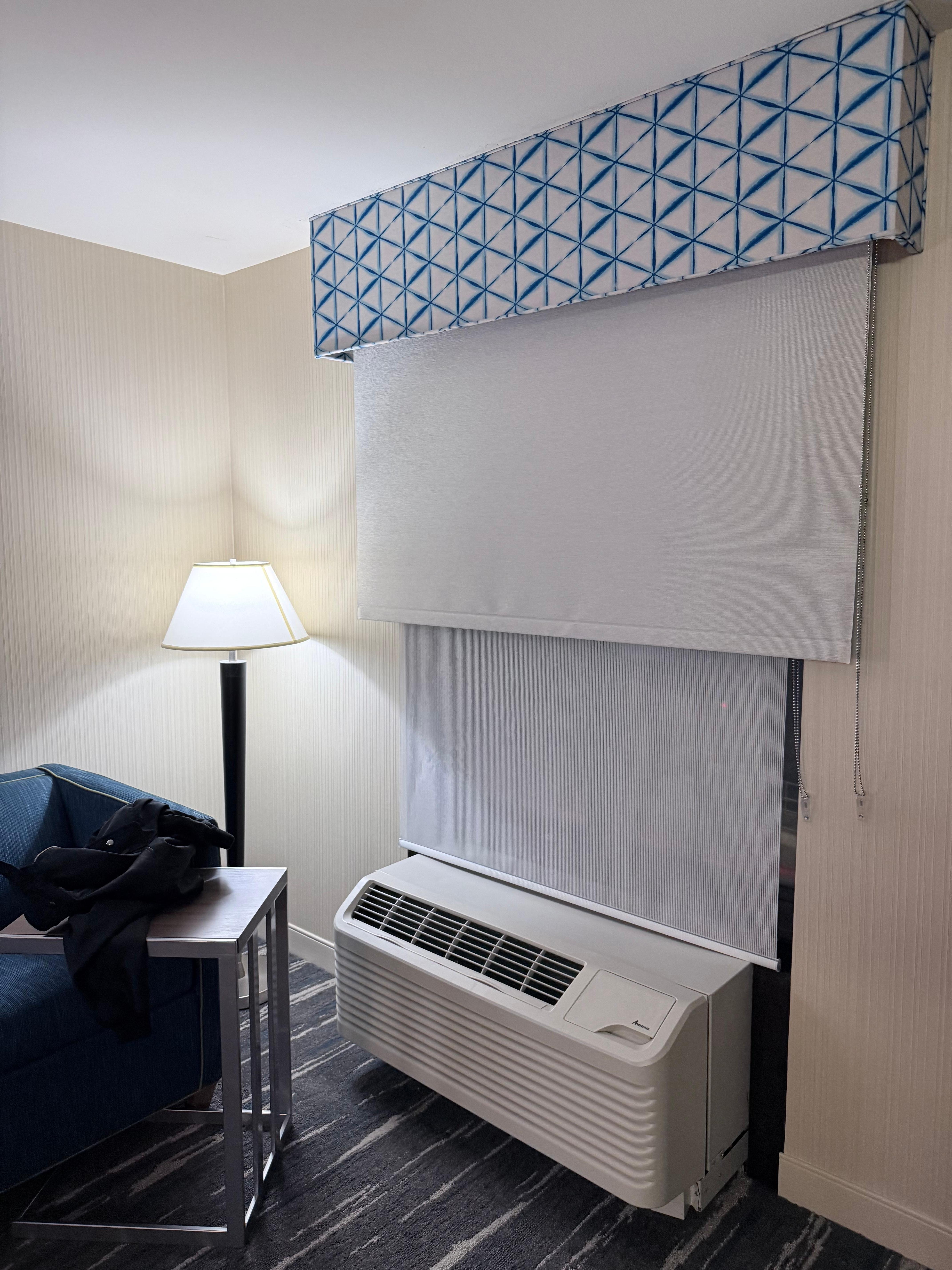 Bad decor with air conditioner that would not turn off. Fan on at all times 