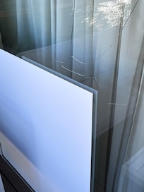 Cracked glass