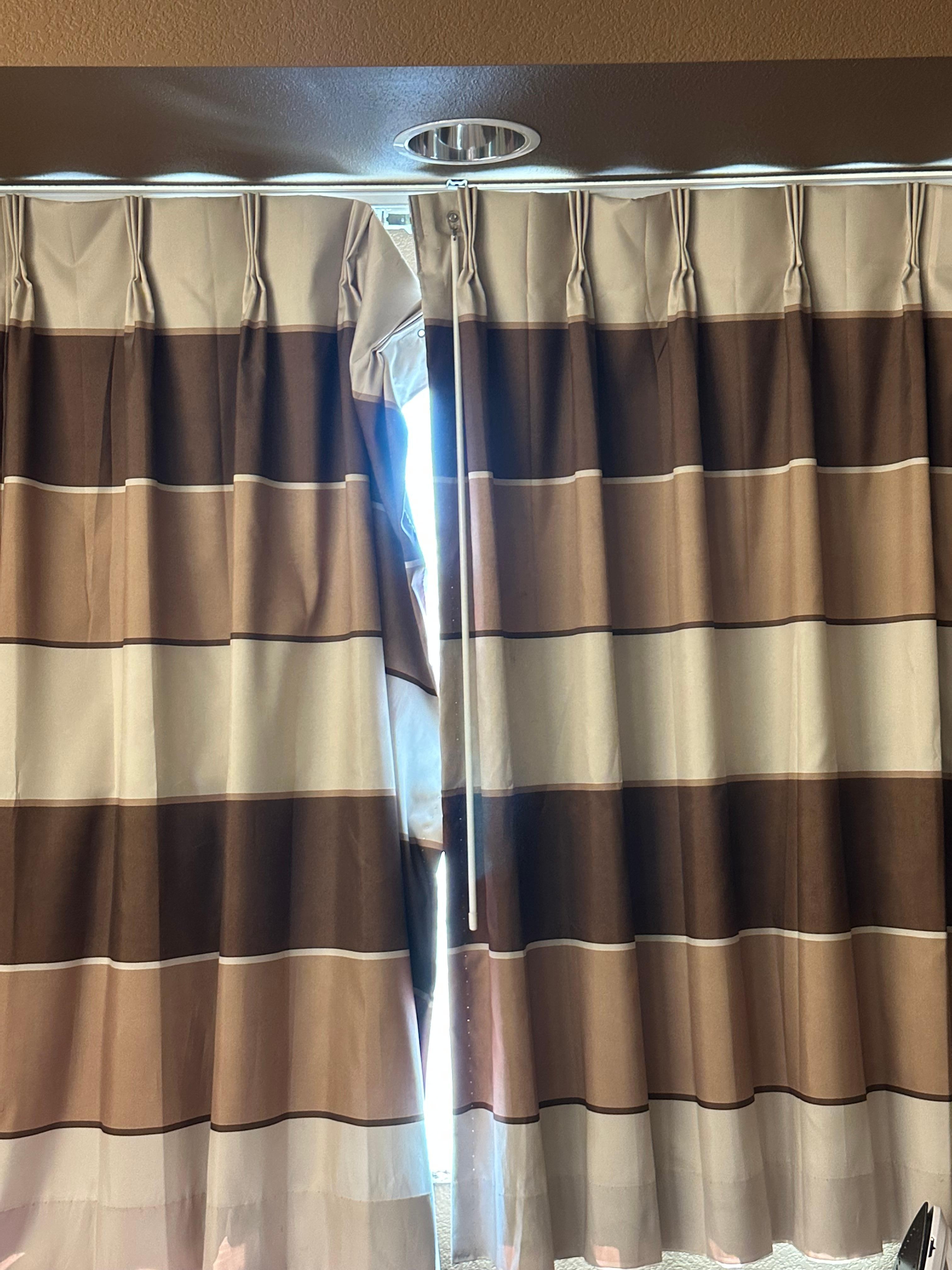 Curtain
