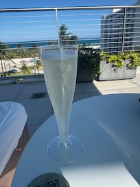 Complimentary Prosecco between 5-6pm