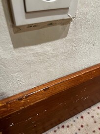 All surfaces chipped