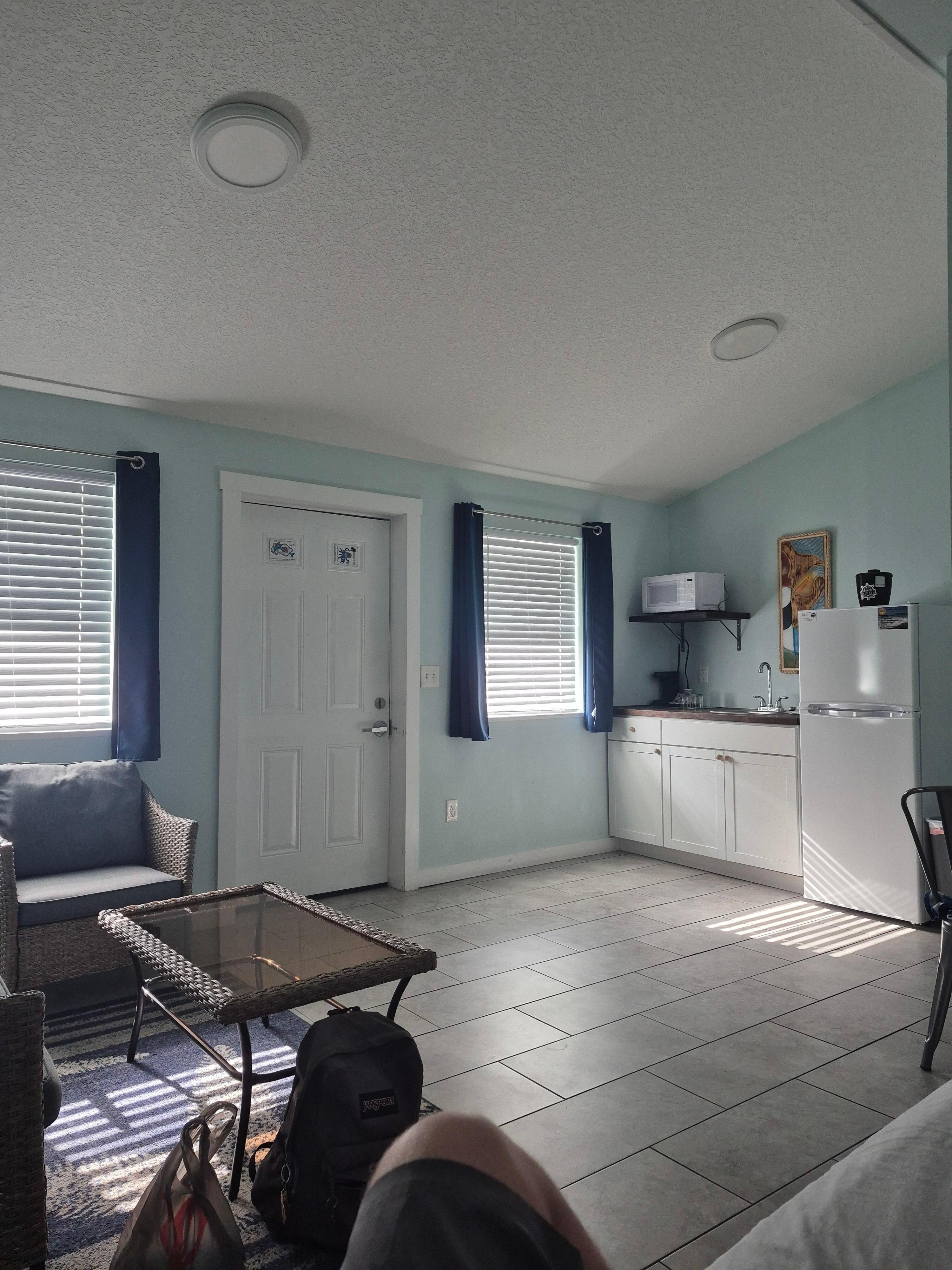 The King suite Inn is beautiful. Lots of space for more than 1 person. I just travel solo.