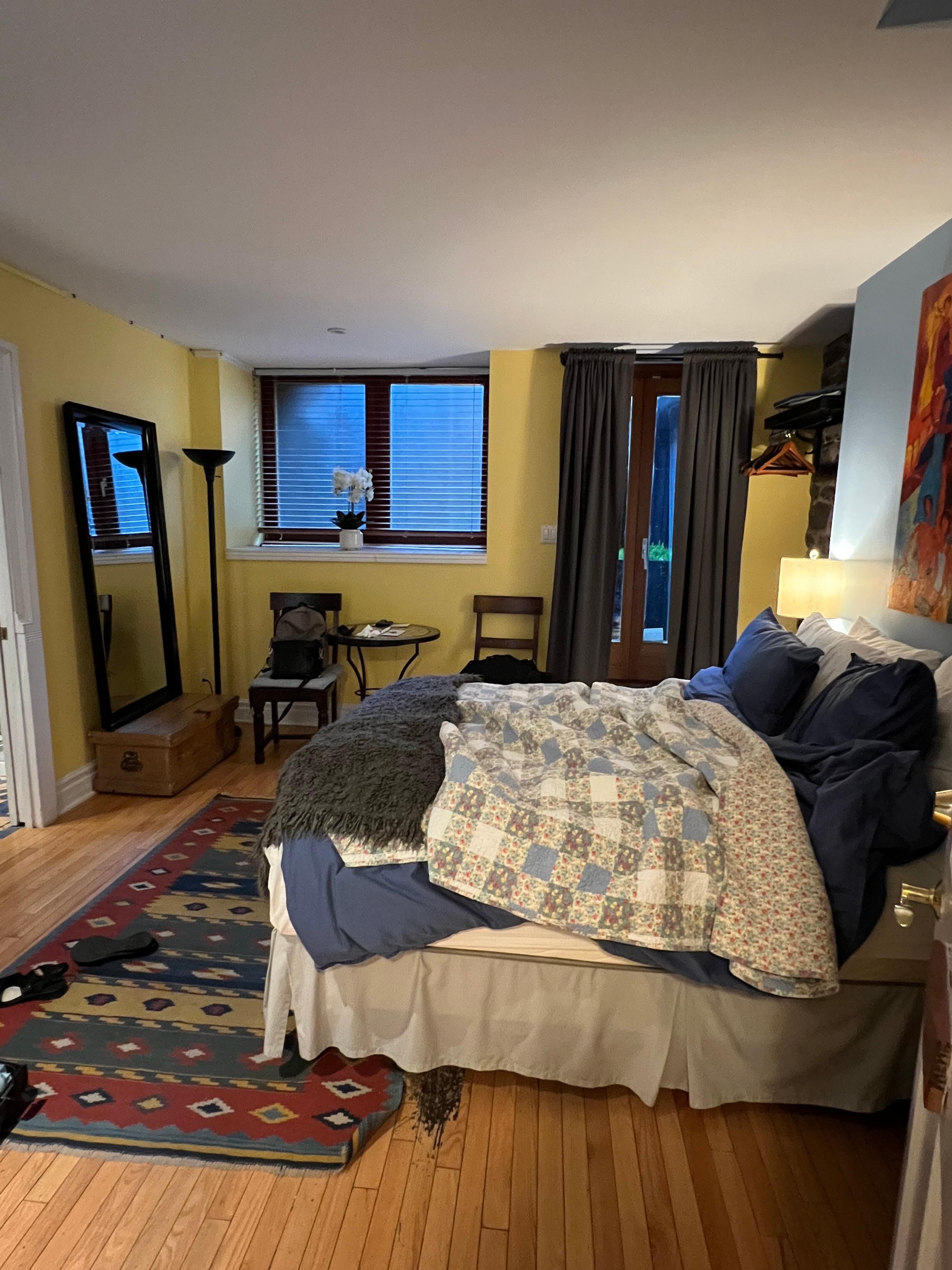 Room in the basement - not the comfort room I booked