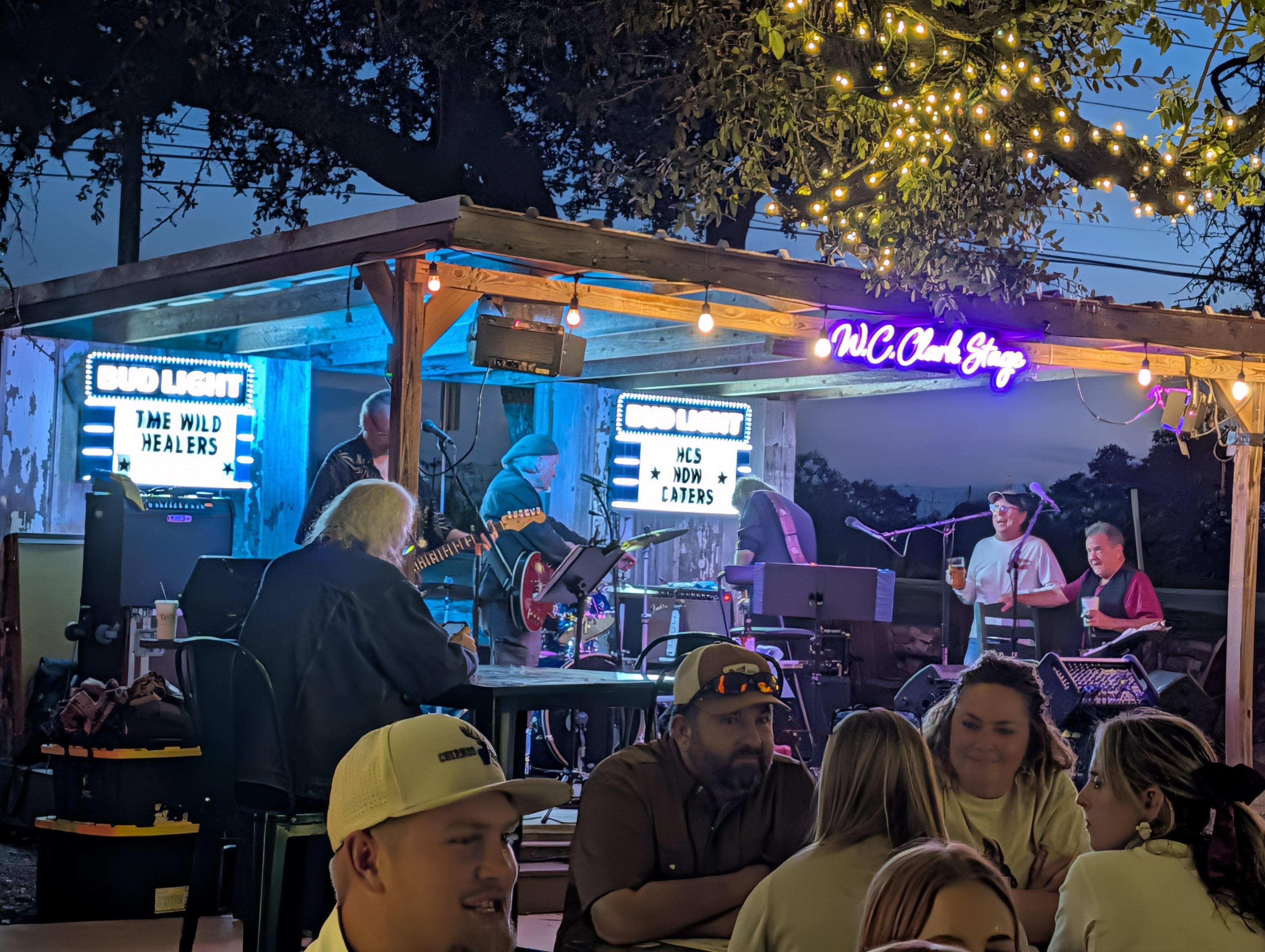 Hays City Store - Great food, fun outdoor dining