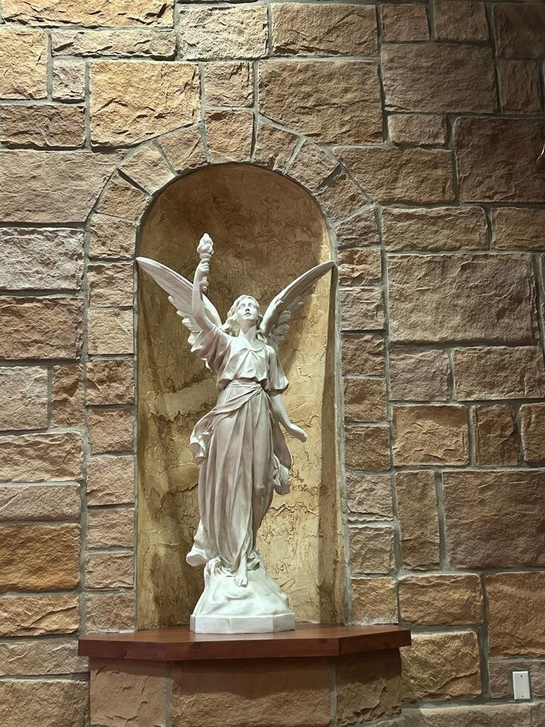 The show of David is so awesome  and the building is so beautiful.  