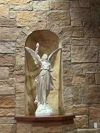 The show of David is so awesome and the building is so beautiful.