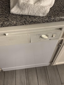 The dishwasher also had horrible stains and streaks, just not cleaned AT ALL. It's even bent and damaged.