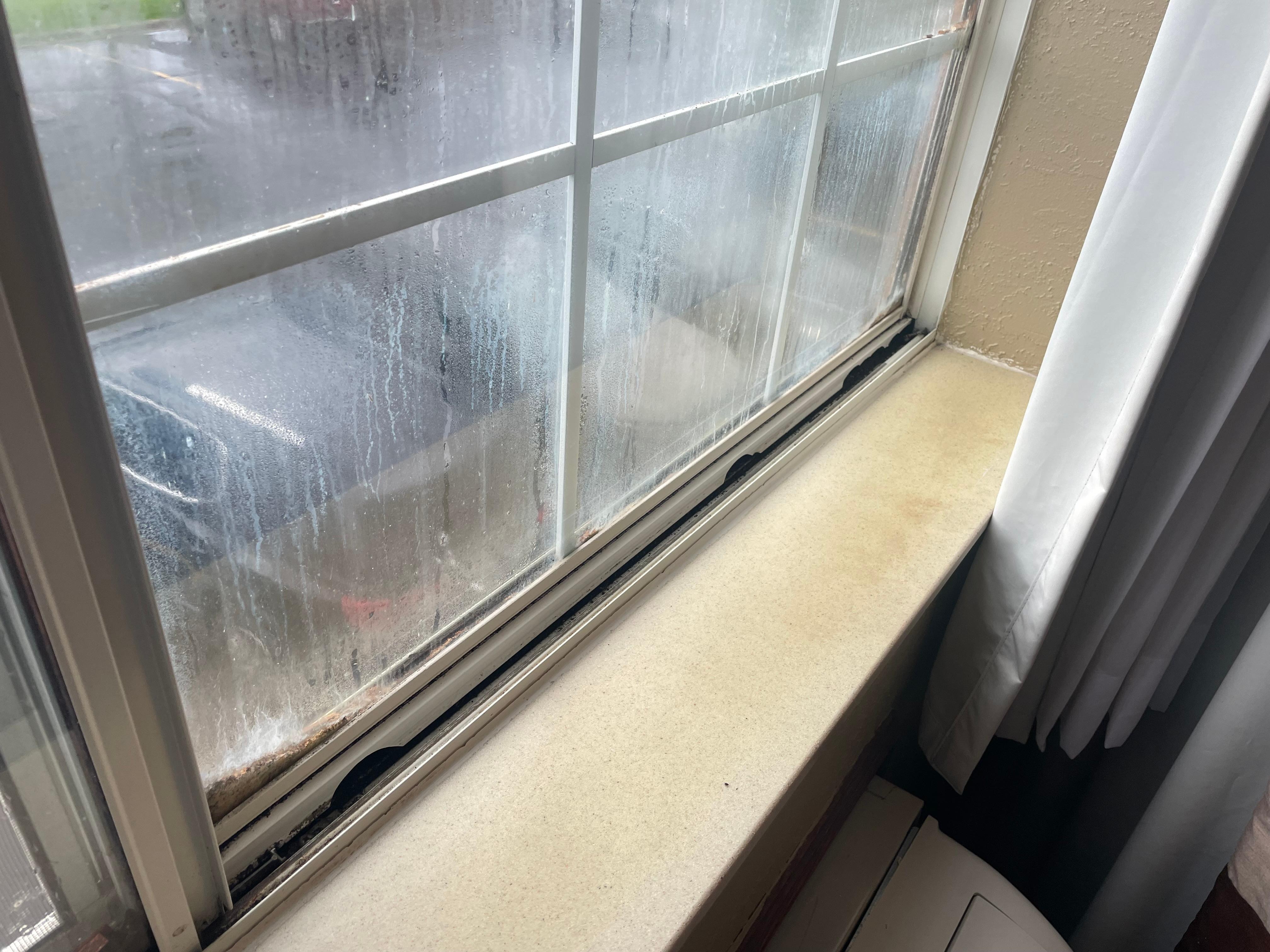 Window seals broken and in poor condition 