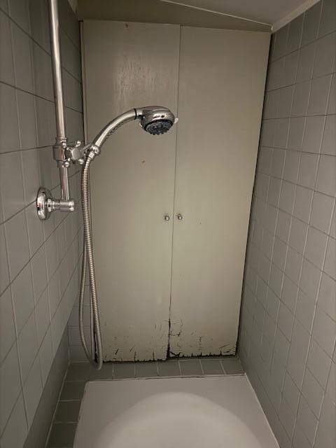 shower stall