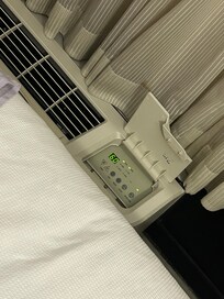 A/C was on 60 but felt like 75 the ENTIRE STAY pretty much… and bathroom felt a sauna cause NO VENTS