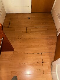 Stark abgenutzter Boden