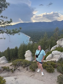 Monkey Rock hike