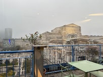 테라스에서 볼 수 있는 풍경.