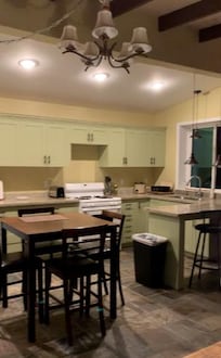 Great kitchen with everything we needed, and more!