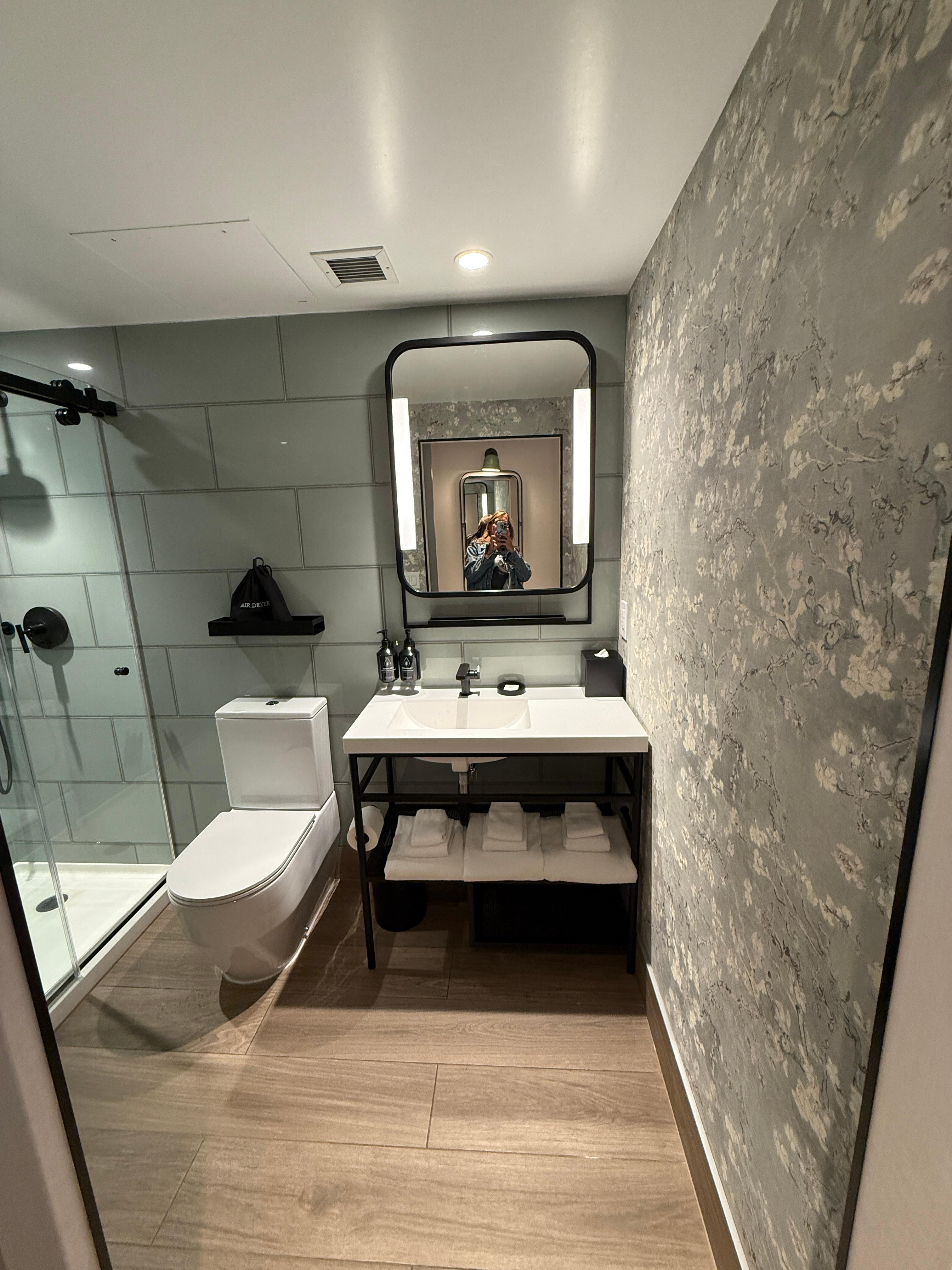 Gorgeous bathroom