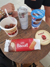 Lotus Eis von Biscoff im Supermarkt oder an der Eisdiele Glasol probieren Top