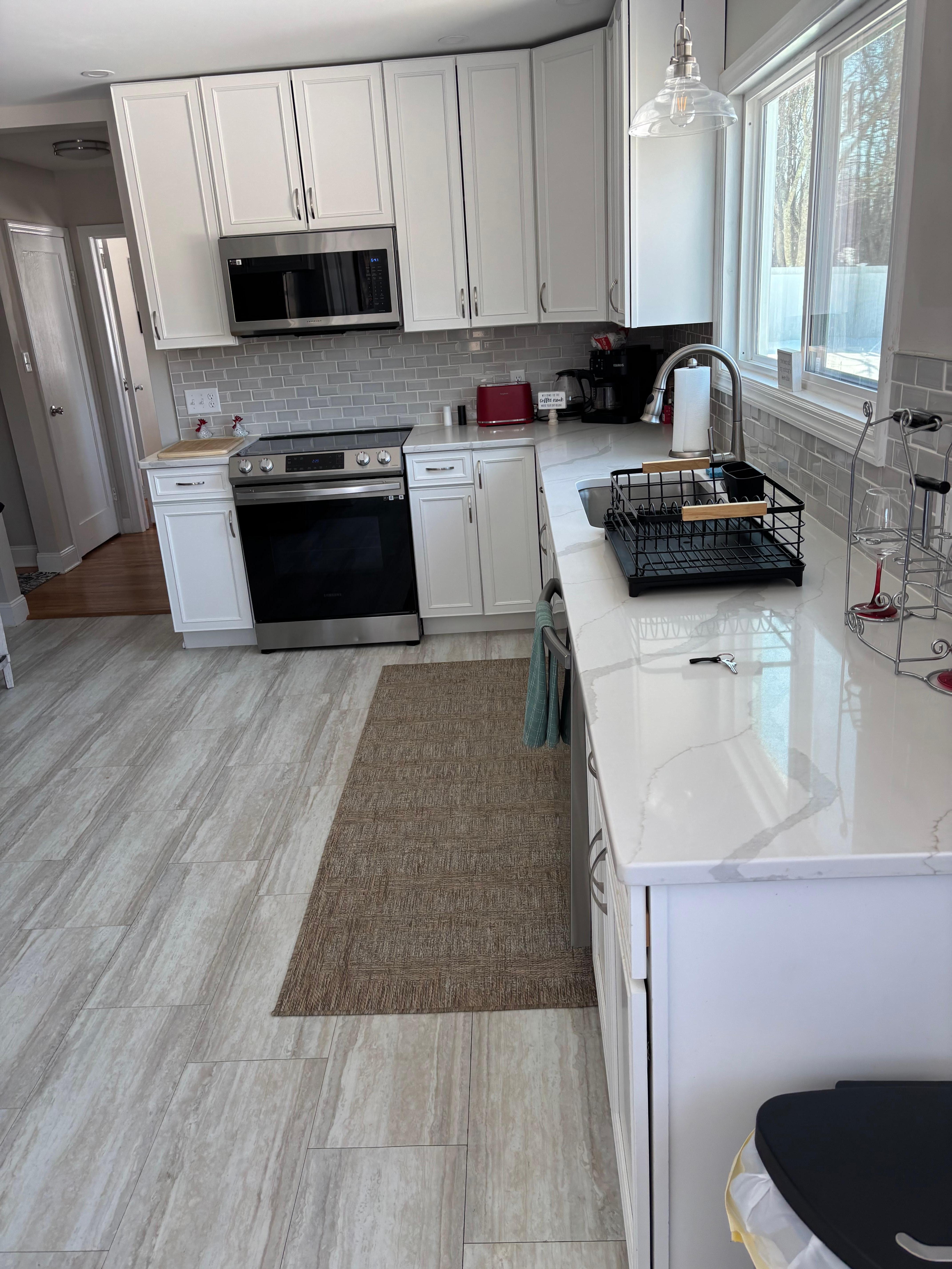 Spacious, well- equipped, clean kitchen