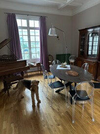 Der zugehörige Frühstücksraum