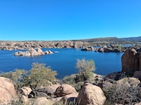 Prescott even has great small lakes close by, you can hike around, not to mention a wondeful historic downtown with plenty to do.