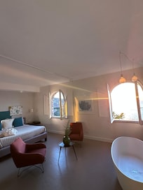 Room 30