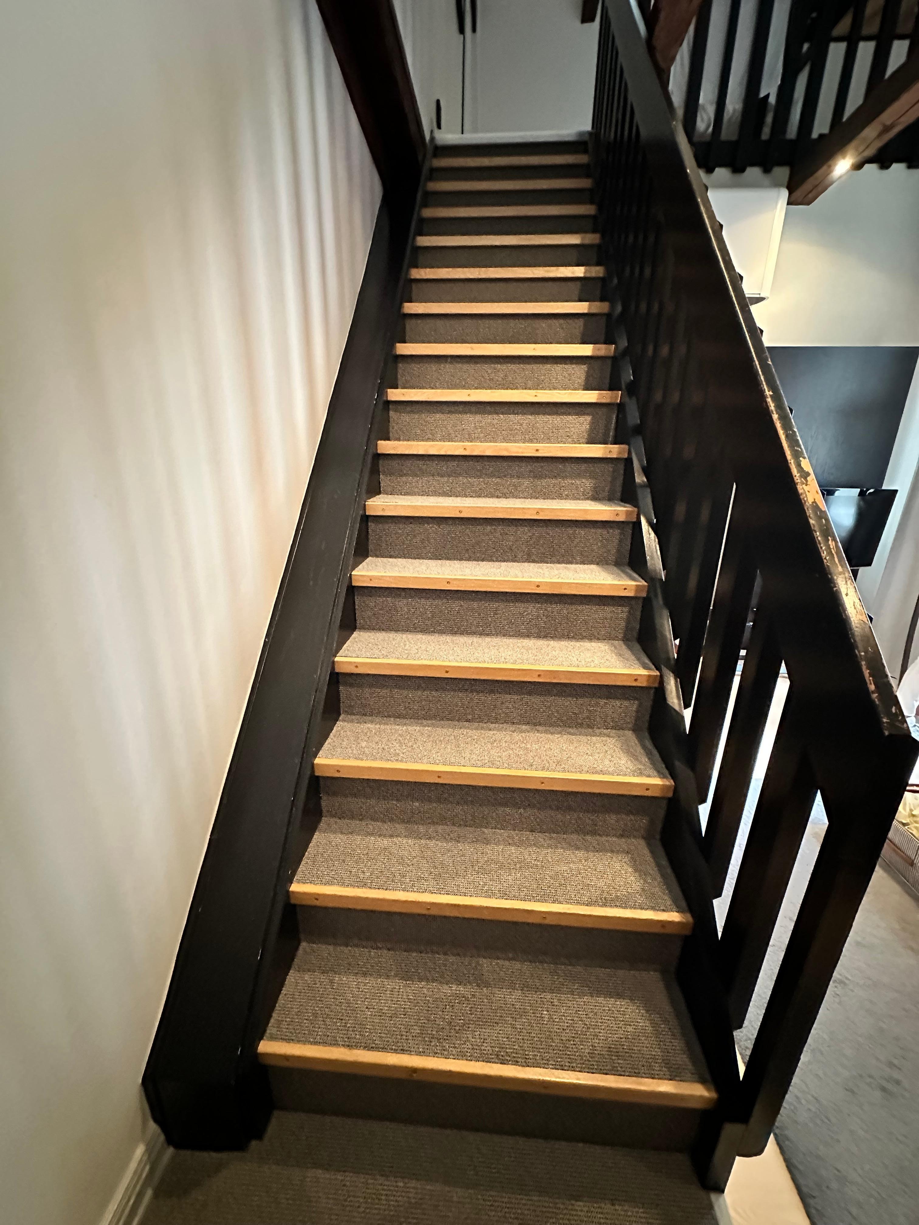 Farlig trappa från sovsal till toalett