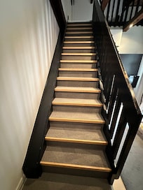 Farlig trappa från sovsal till toalett