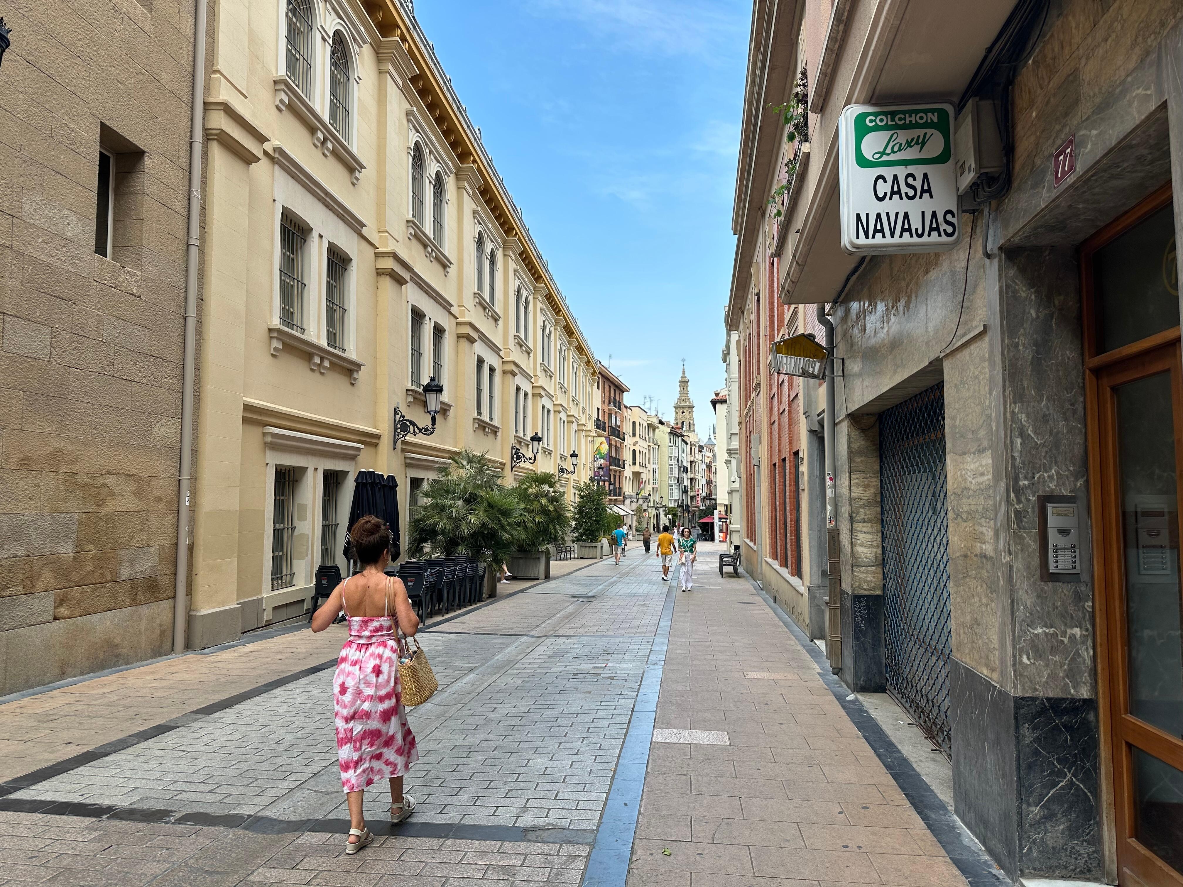 Easy walk from hotel right into center city pedestrian friendly rambla