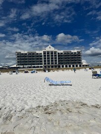 How far the beach was from our room 😍
