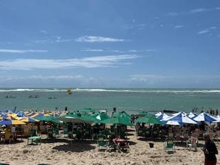 Piscina naturais vista da frente da pousada